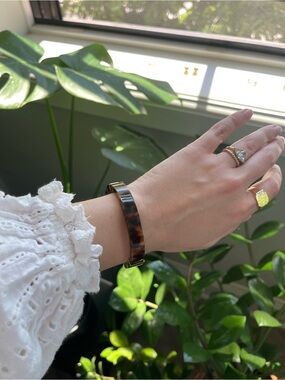 Michael Kors Brown Tortoiseshell Hinge Cuff Bracelet